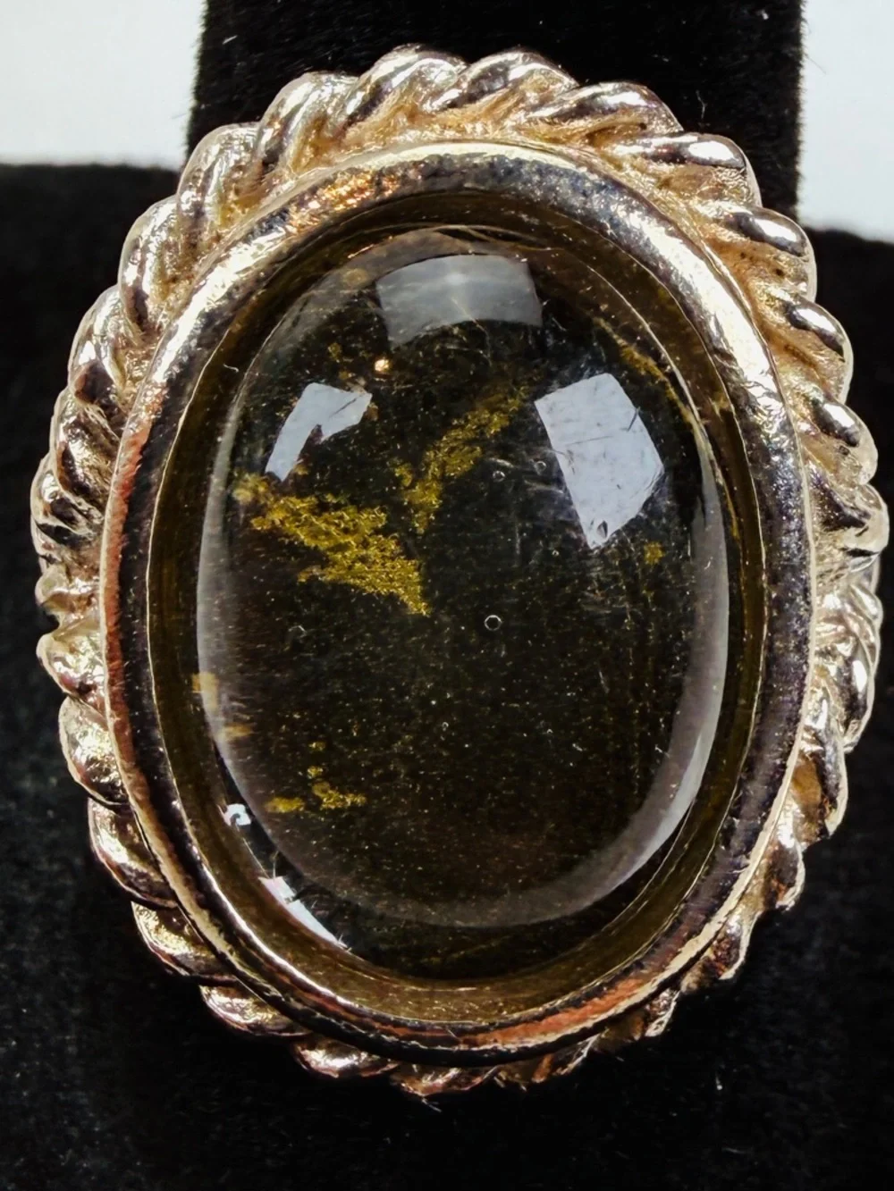 Vintage size 7.75 Silvertone Cabachon ring